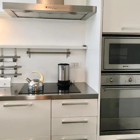 Carducci Charming Centro Apartment