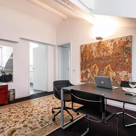 Carducci Charming Centro Apartment Milan