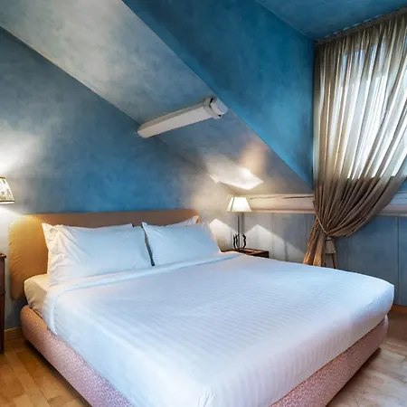 Apartment Carducci Charming Centro Milan
