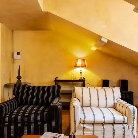 Carducci Charming Centro Apartment