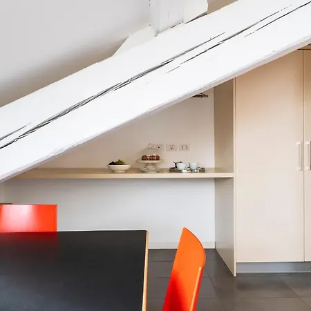 Apartment Carducci Charming Centro Milan